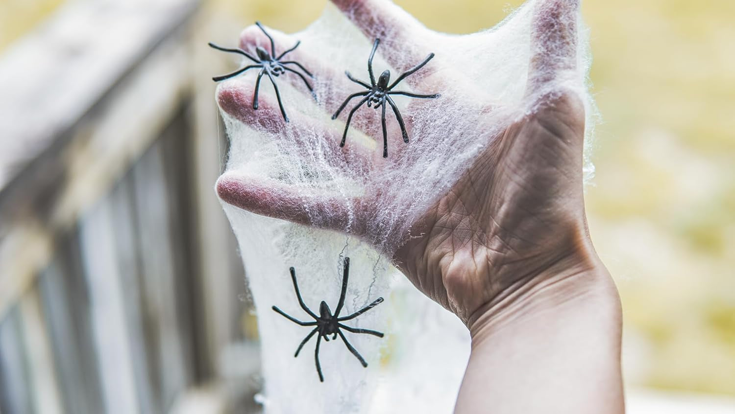 Halloween Spider Web Decoration, 200 Square Feet & Plastic Spiders, Halloween Party Supplies, Spider Webs (Small, 200 Sq Feet) (8 Fake Spiders Included)